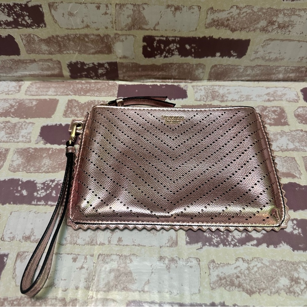 Victorias Secret Stylish Rose Gold Wristlet Clutch - Picture 4 of 9